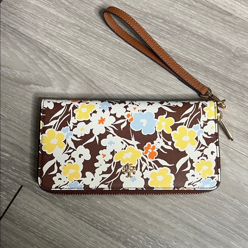 Tory Burch Emerson Printed Wristlet